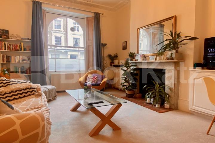 Charming Apartment in the Heart of Pimlico Alderney Street, Pimlico